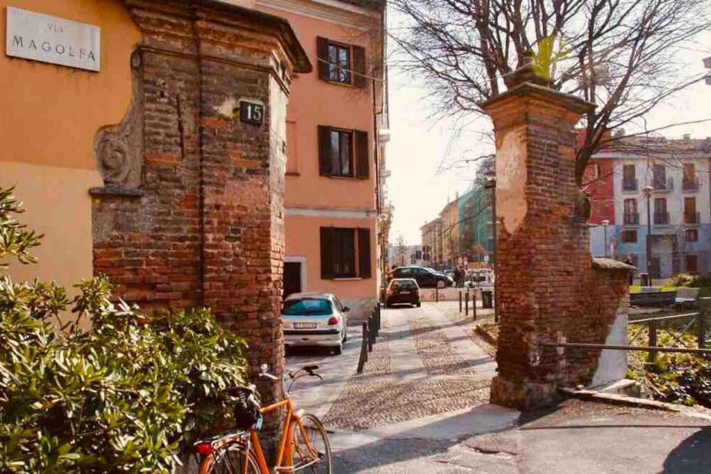 Apartamento Casa Navi - Typical House By Navigli Milán Exterior foto