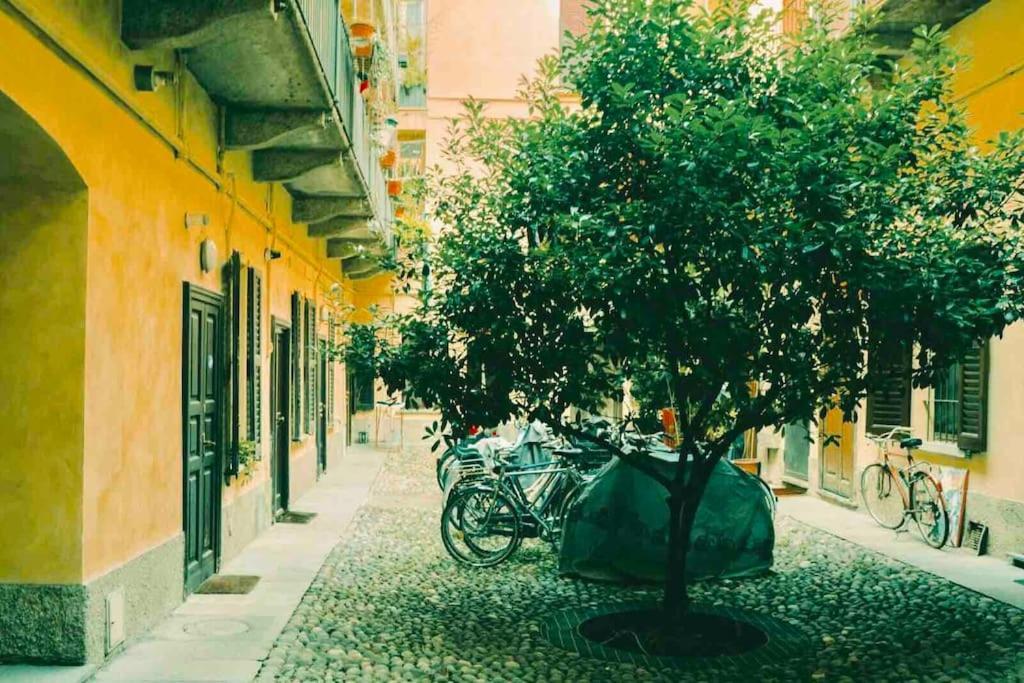 Apartamento Casa Navi - Typical House By Navigli Milán Exterior foto